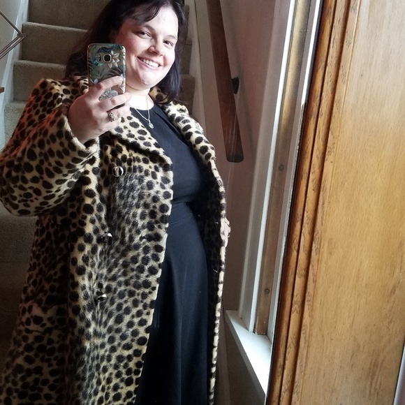 Meet the Posher - Picture 1 of 4